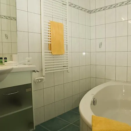 Residenz Iris 로이커바드