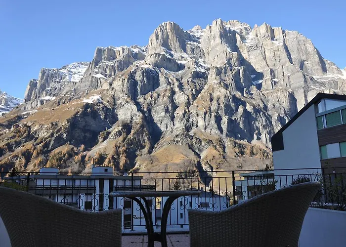 Residenz Iris アパート ロイカーバード