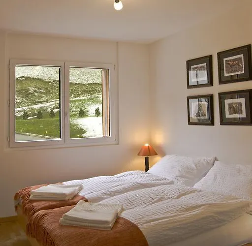 Residenz Iris アパート *