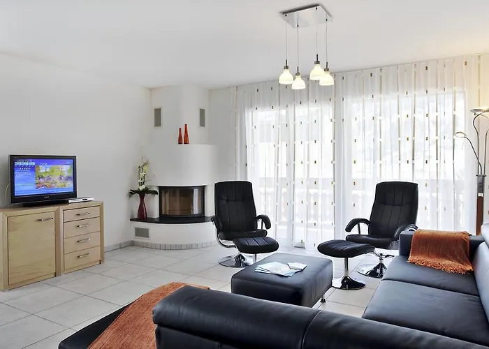 Residenz Iris ロイカーバード