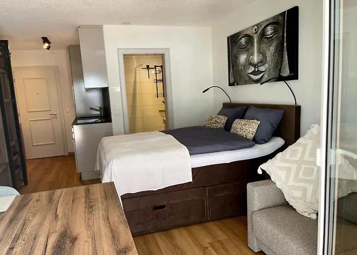 Residenz Iris * ロイカーバード